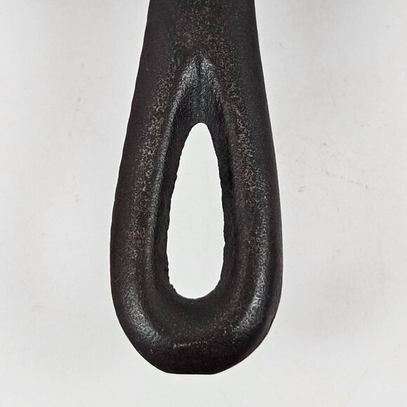 Vintage Cast Iron Small Skillet SK Mark 5D 3 Notch Heat Ring Double Pour Spout - Picture 9 of 11